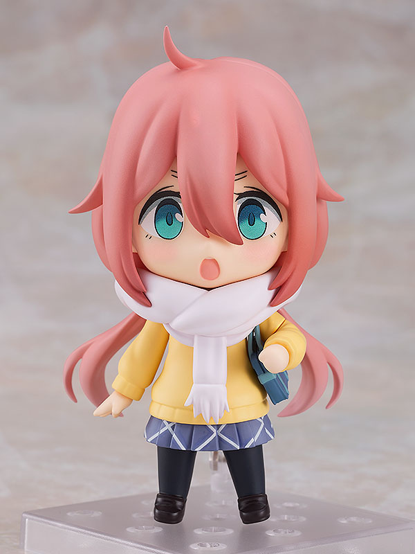 Nendoroid 2189 Nadeshiko Kagamihara: School Uniform Ver. Laid-Back Camp