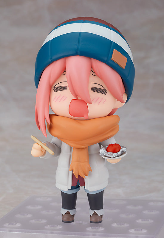 Nendoroid 1623-DX Nadeshiko Kagamihara: Solo Camp Ver. DX Edition Laid-Back Camp